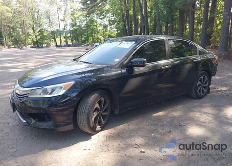 2017 Honda Accord Ex z USA, uszkodzony, nr VIN 1HGCR2F76HA299097